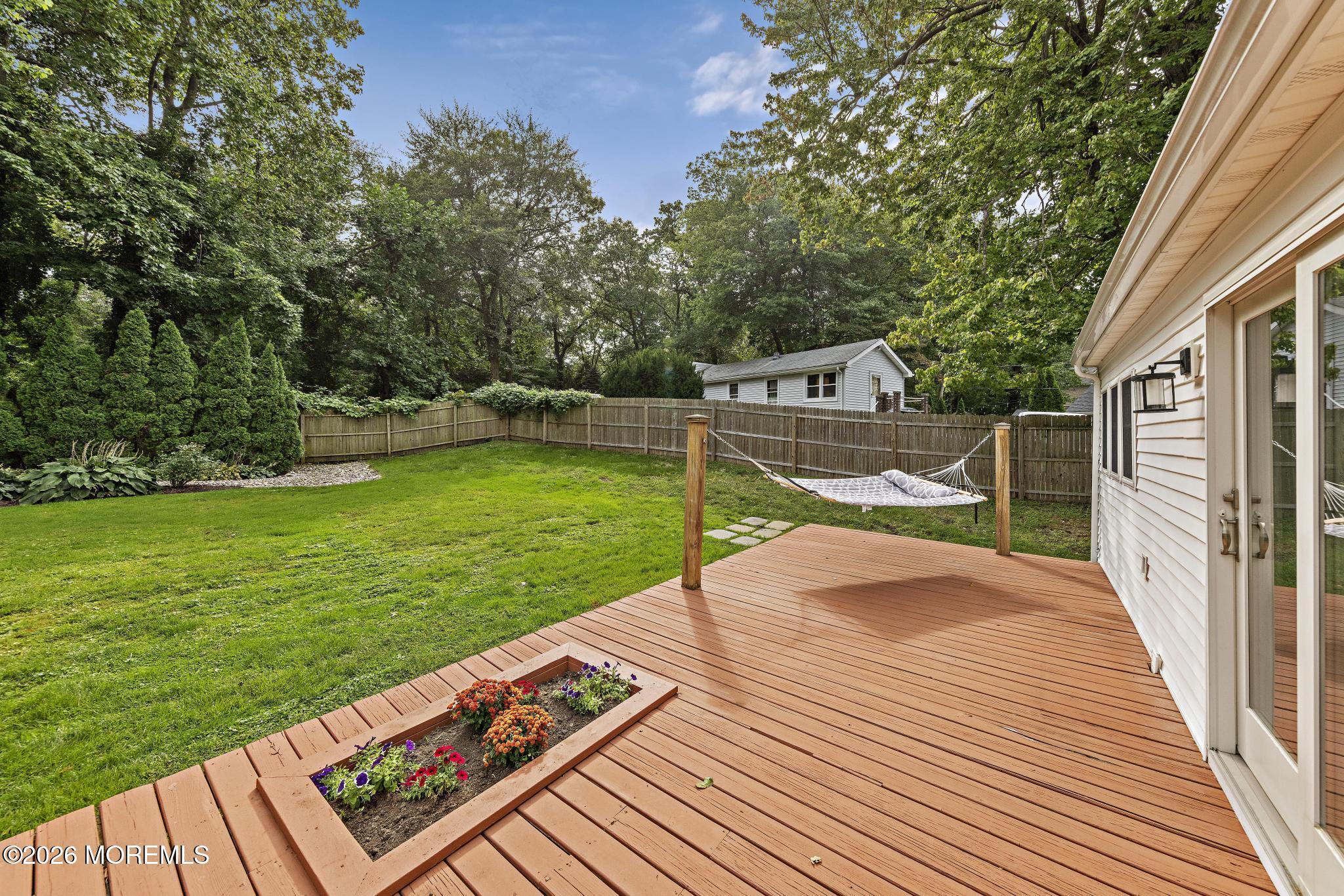 108 Hamilton Avenue Leonardo NJ 07737