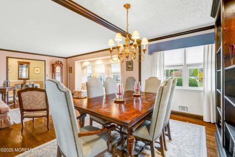 21 Meadowbrook Drive Howell NJ 07731