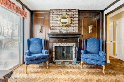 21 Meadowbrook Drive Howell NJ 07731
