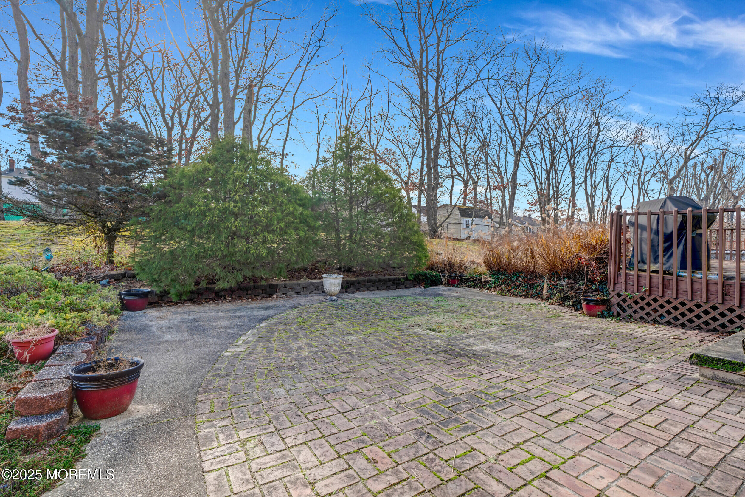21 Meadowbrook Drive Howell NJ 07731