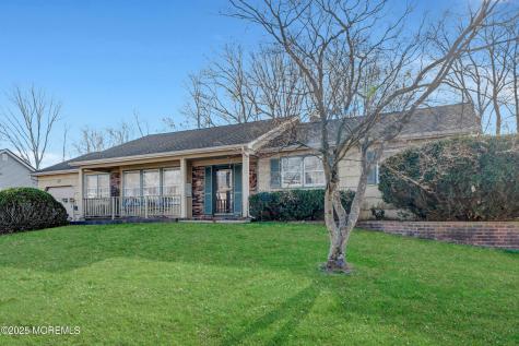 21 Meadowbrook Drive Howell NJ 07731