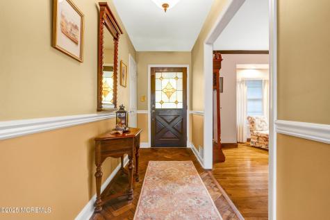 21 Meadowbrook Drive Howell NJ 07731