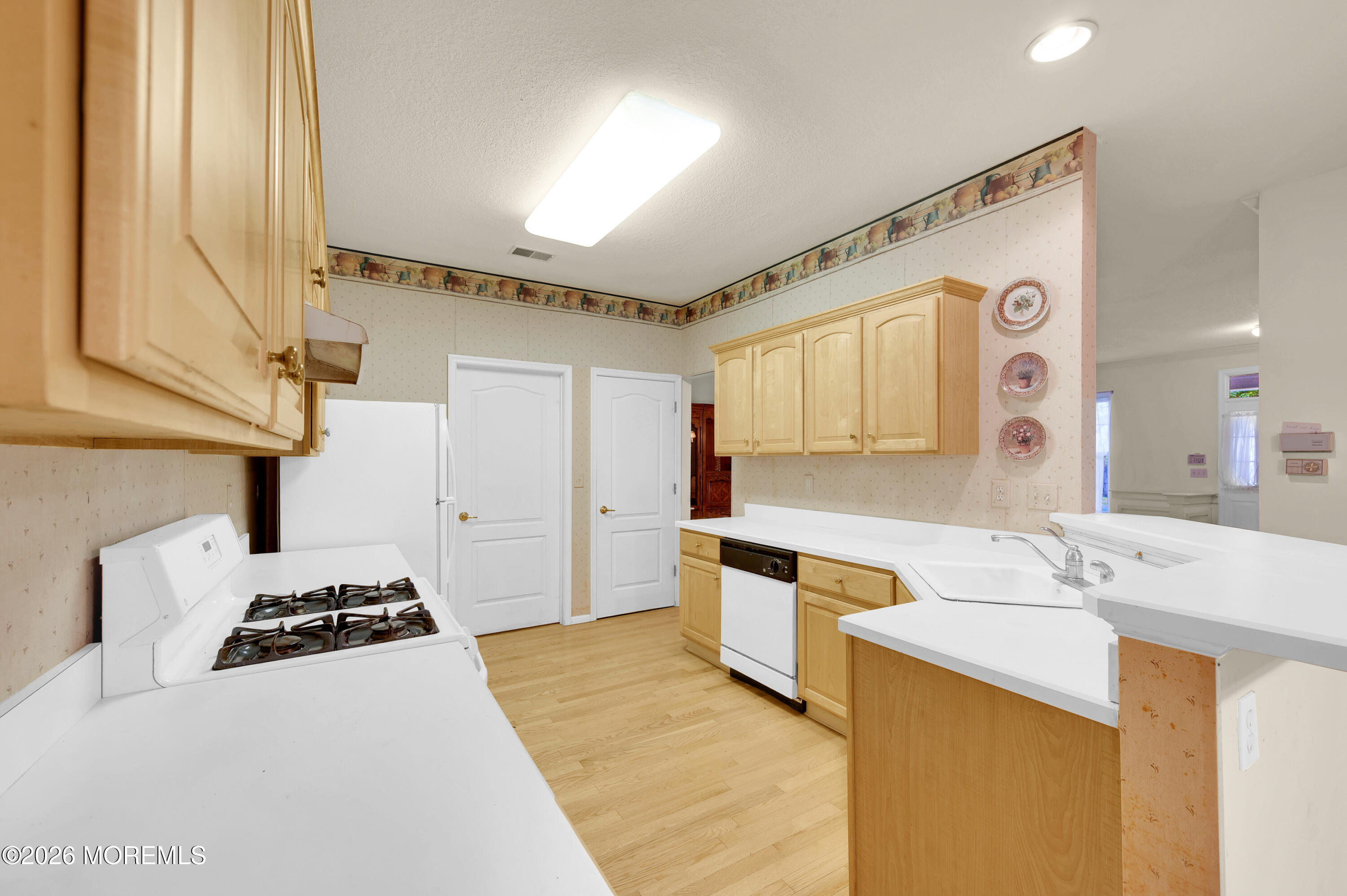 2 Silverside Road Lakewood NJ 08701