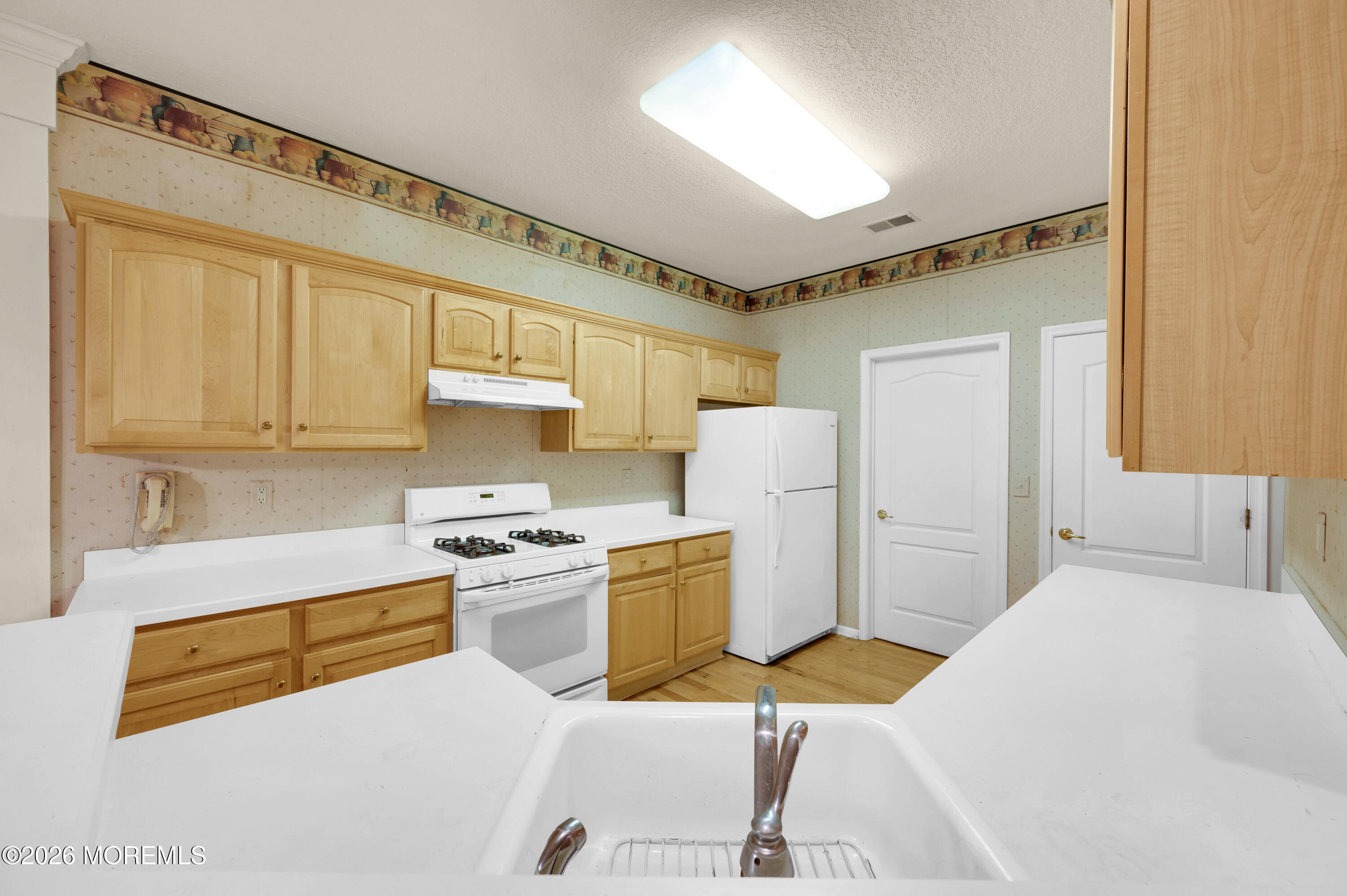 2 Silverside Road Lakewood NJ 08701