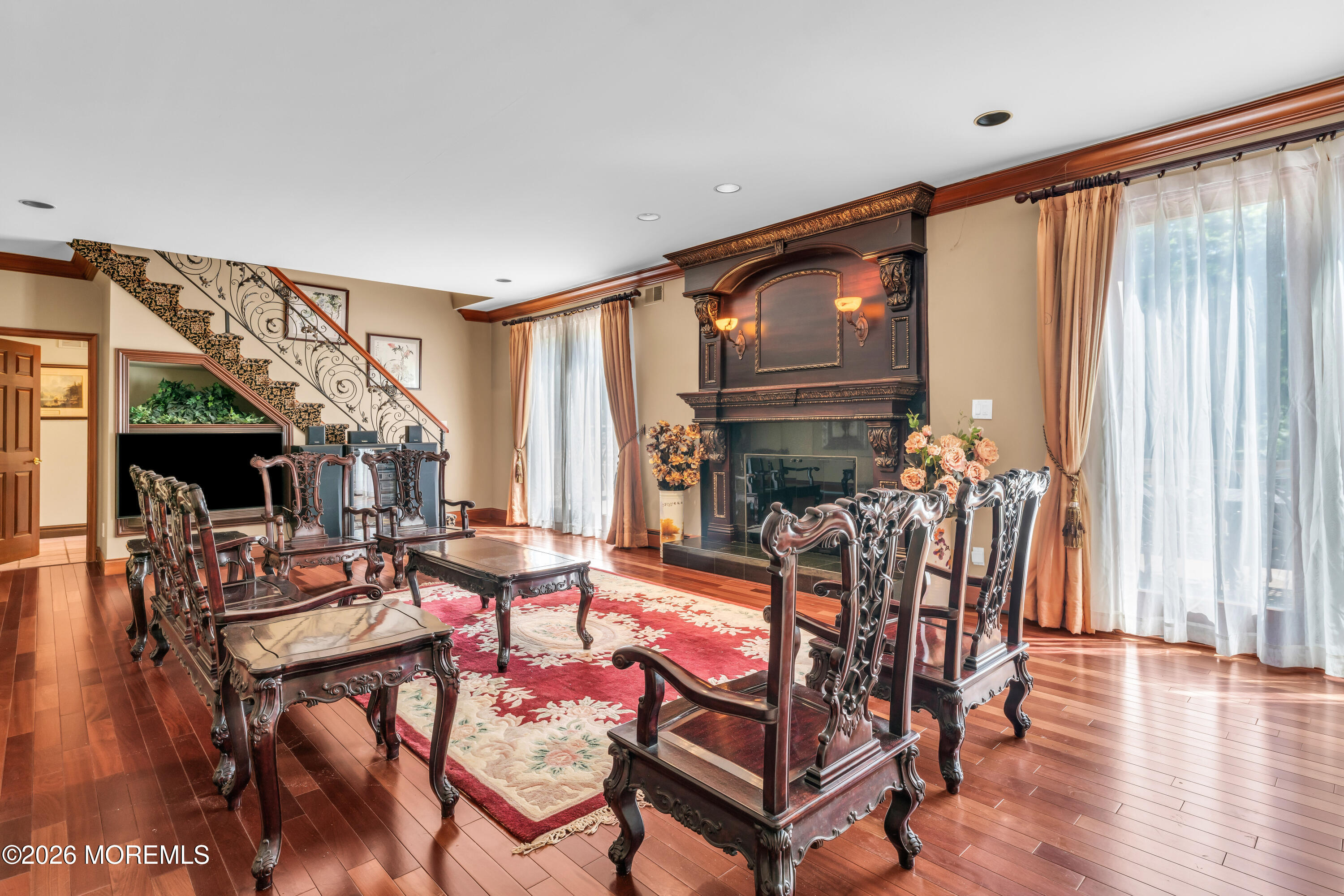 427 Fawns Run Morganville NJ 07751