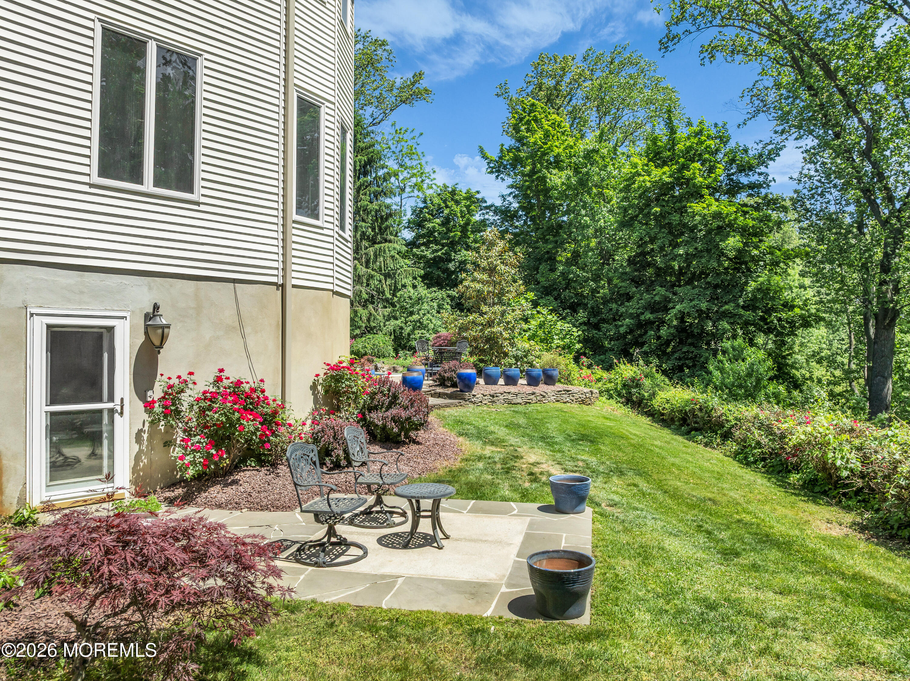 427 Fawns Run Morganville NJ 07751