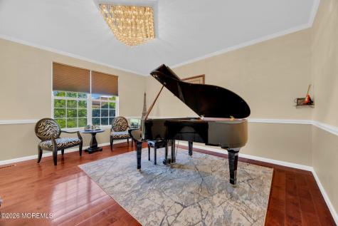 18 Gloria Lane Monroe NJ 08831