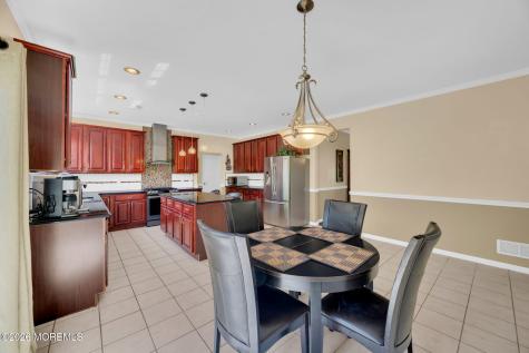 18 Gloria Lane Monroe NJ 08831
