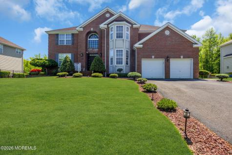 18 Gloria Lane Monroe NJ 08831