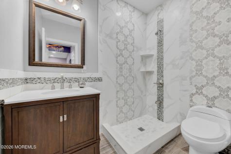18 Gloria Lane Monroe NJ 08831