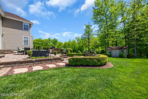 18 Gloria Lane Monroe NJ 08831