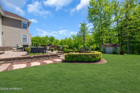 18 Gloria Lane Monroe NJ 08831