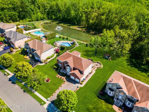 18 Gloria Lane Monroe NJ 08831