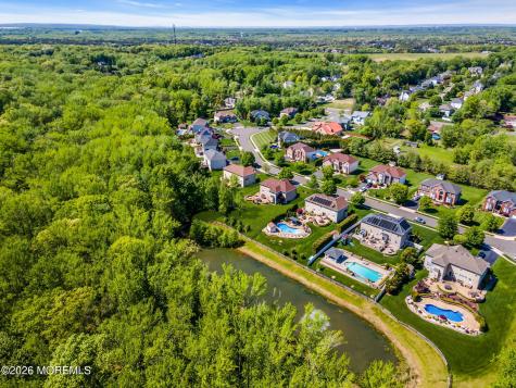 18 Gloria Lane Monroe NJ 08831