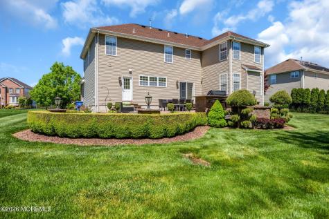 18 Gloria Lane Monroe NJ 08831
