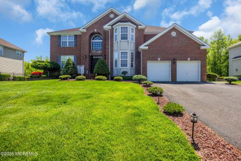 18 Gloria Lane Monroe NJ 08831