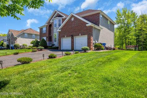 18 Gloria Lane Monroe NJ 08831