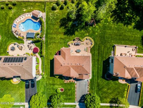 18 Gloria Lane Monroe NJ 08831
