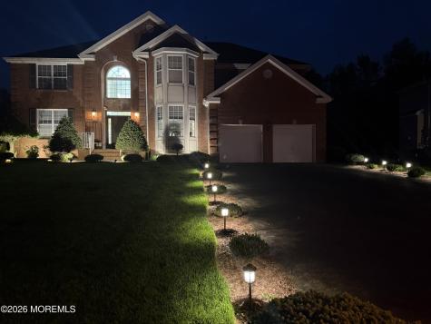 18 Gloria Lane Monroe NJ 08831