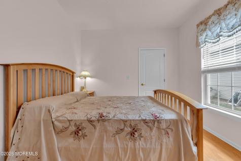 8 April Springs Court Lakewood NJ 08701