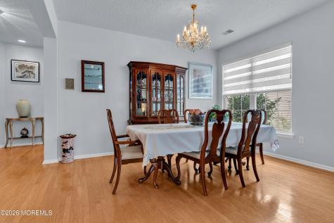 8 April Springs Court Lakewood NJ 08701