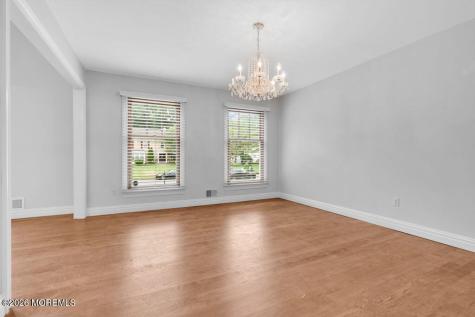 6 Oak Tree Lane Ocean Twp NJ 07712
