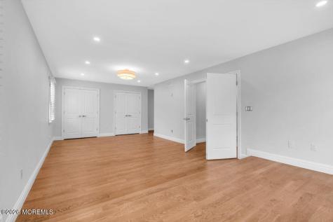 6 Oak Tree Lane Ocean Twp NJ 07712