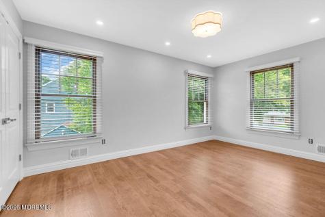 6 Oak Tree Lane Ocean Twp NJ 07712