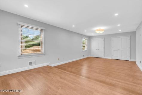 6 Oak Tree Lane Ocean Twp NJ 07712