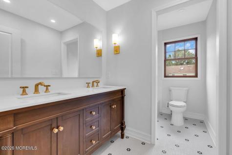 6 Oak Tree Lane Ocean Twp NJ 07712
