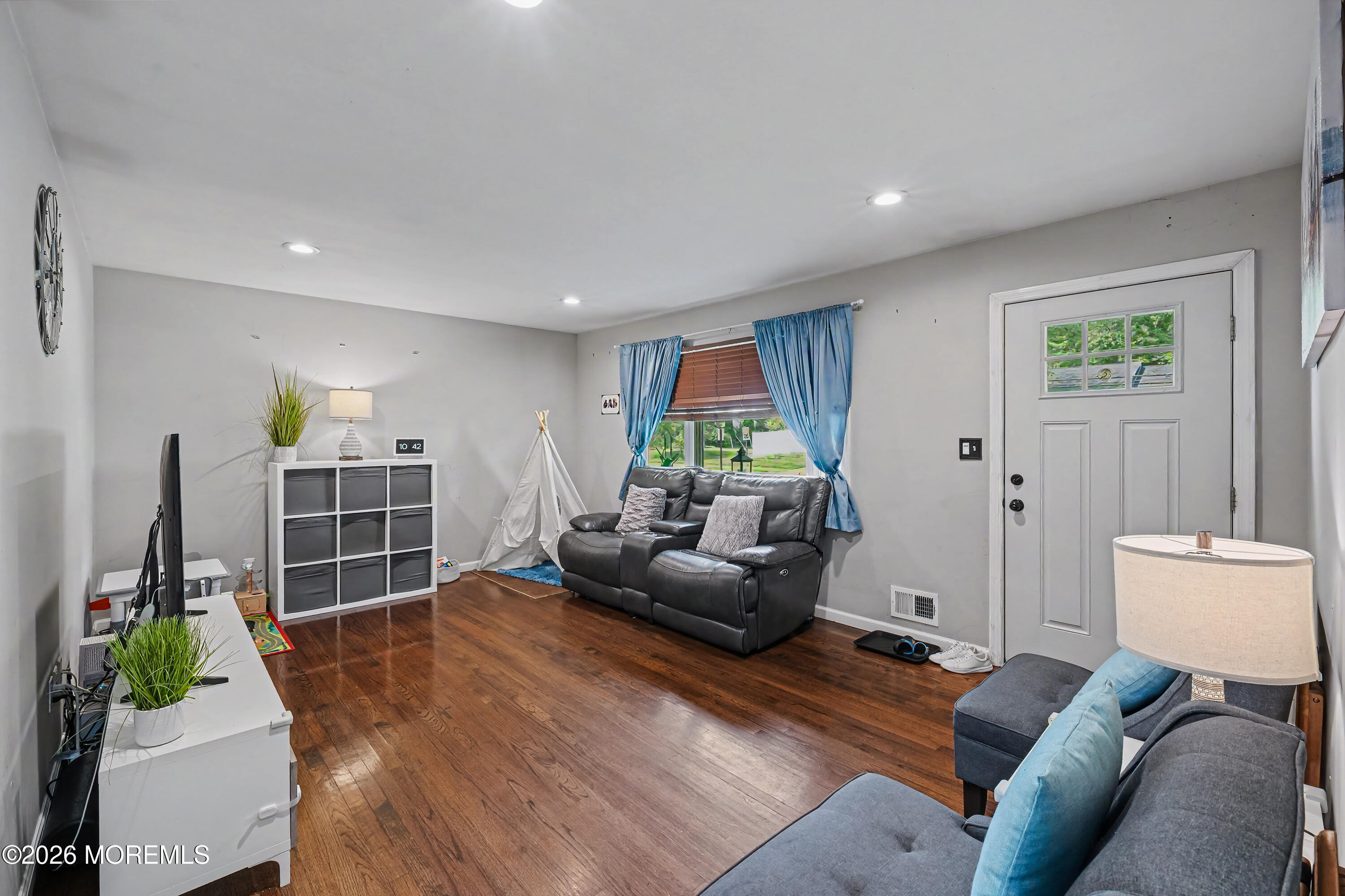 54 Middlesex Road Matawan NJ 07747