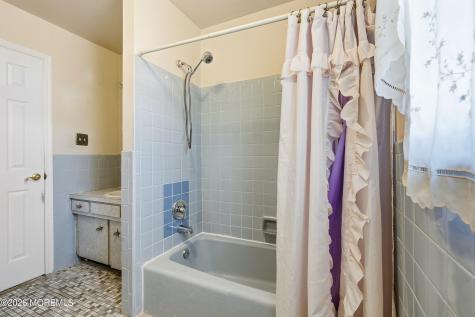 1800 Logan Road Ocean Twp NJ 07712