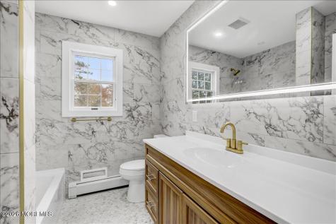 3 Roberta Drive Middletown NJ 07748