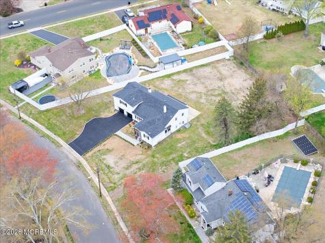 3 Roberta Drive Middletown NJ 07748