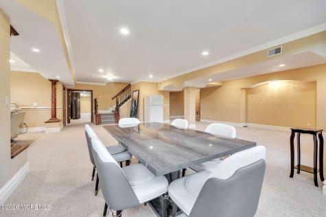 37 Robbins Road S Millstone NJ 08510