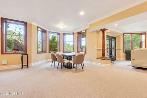 37 Robbins Road S Millstone NJ 08510