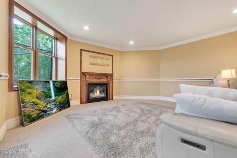 37 Robbins Road S Millstone NJ 08510