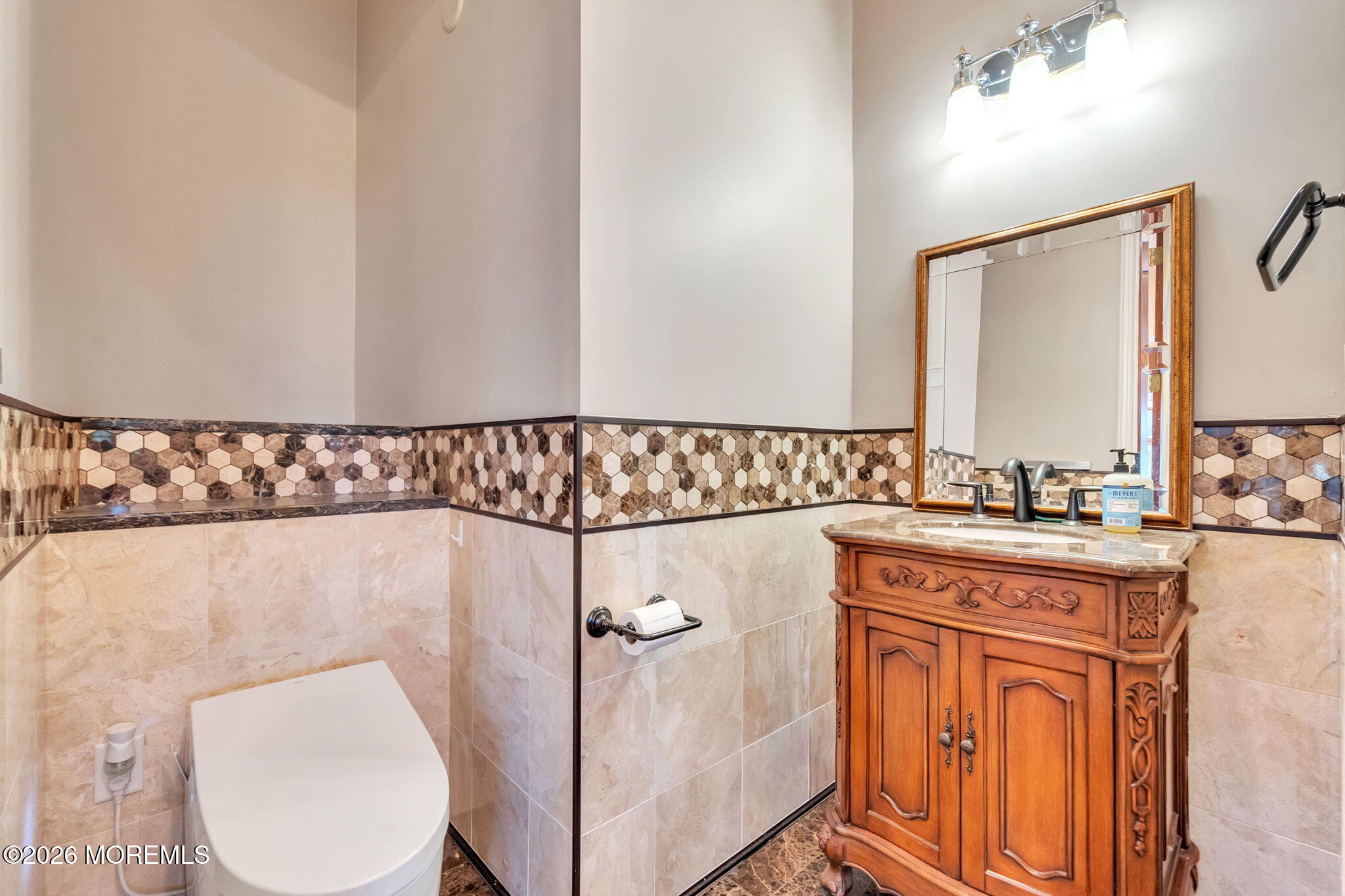 37 Robbins Road S Millstone NJ 08510