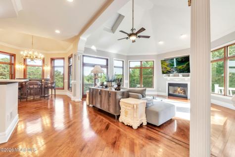 37 Robbins Road S Millstone NJ 08510