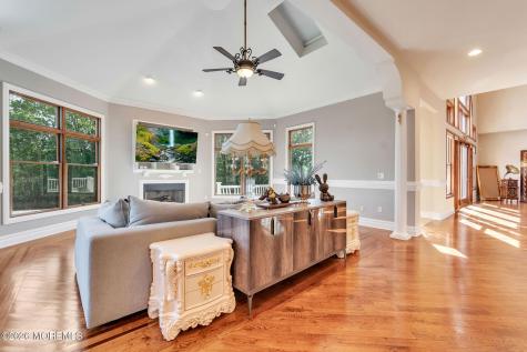 37 Robbins Road S Millstone NJ 08510