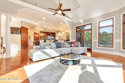37 Robbins Road S Millstone NJ 08510