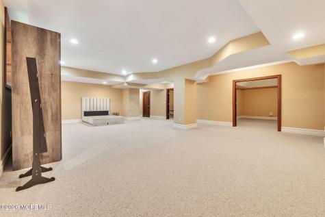 37 Robbins Road S Millstone NJ 08510
