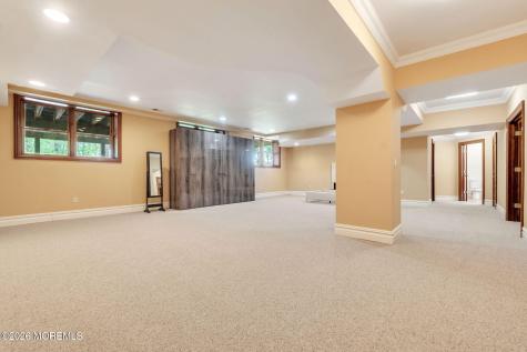 37 Robbins Road S Millstone NJ 08510