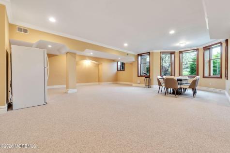 37 Robbins Road S Millstone NJ 08510