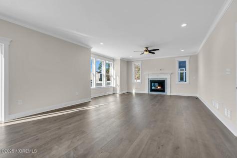 7 Potters Court Bayville NJ 08721