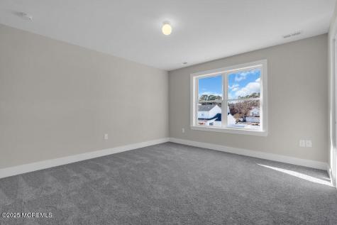 7 Potters Court Bayville NJ 08721