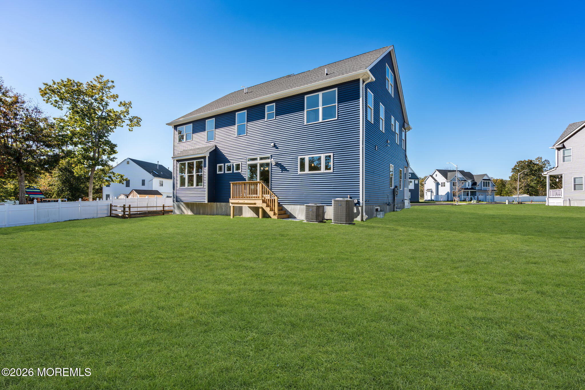 7 Potters Court Bayville NJ 08721