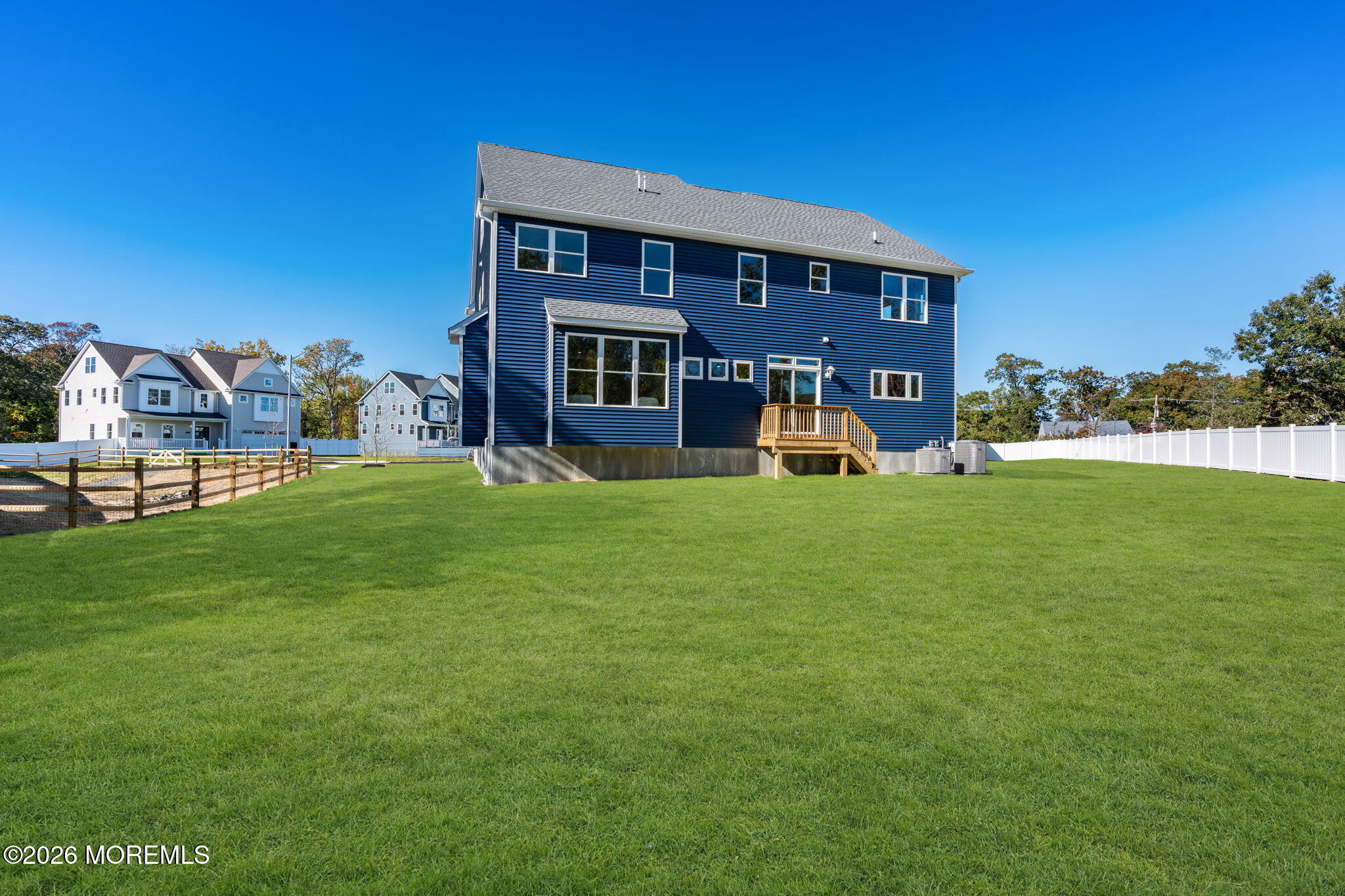 7 Potters Court Bayville NJ 08721