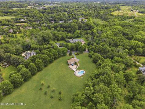 440 Fawns Run Morganville NJ 07751