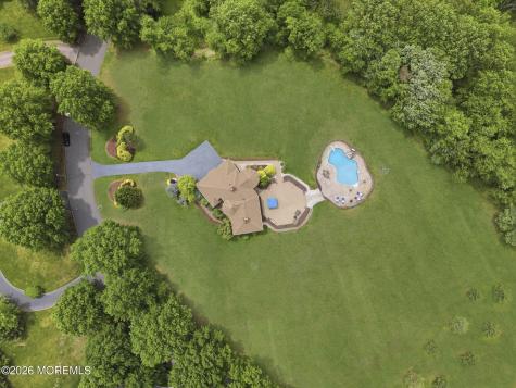 440 Fawns Run Morganville NJ 07751
